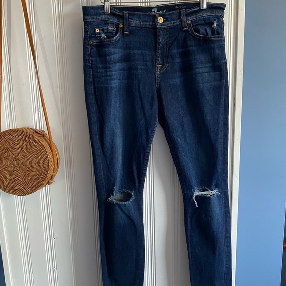 ✨HP✨ Gorgeous 7 for All Mankind Dark The Ankle Skinny wash distressed. S… - Picture 2 of 9